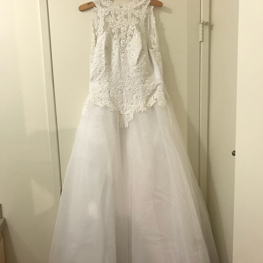 Gorgeous wedding dress